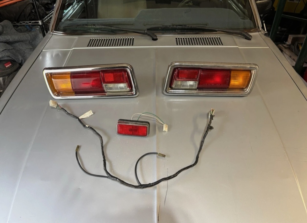 Toyota Corolla KE30 Taillights 1975–1979 – Left & Right Rear Tail Light Pair