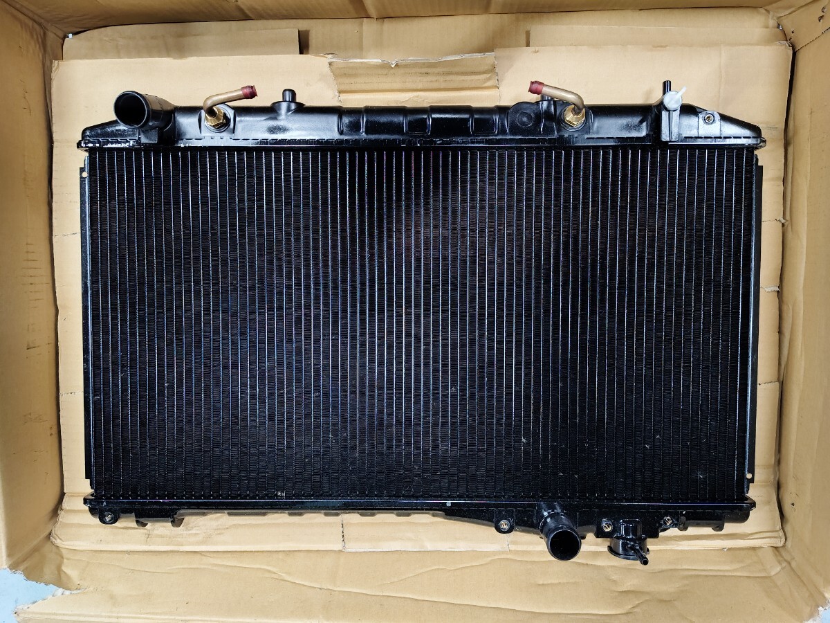 Rare Toyota MX83 Mark II Cressida Radiator for Automatic Transmission – Stored Unit