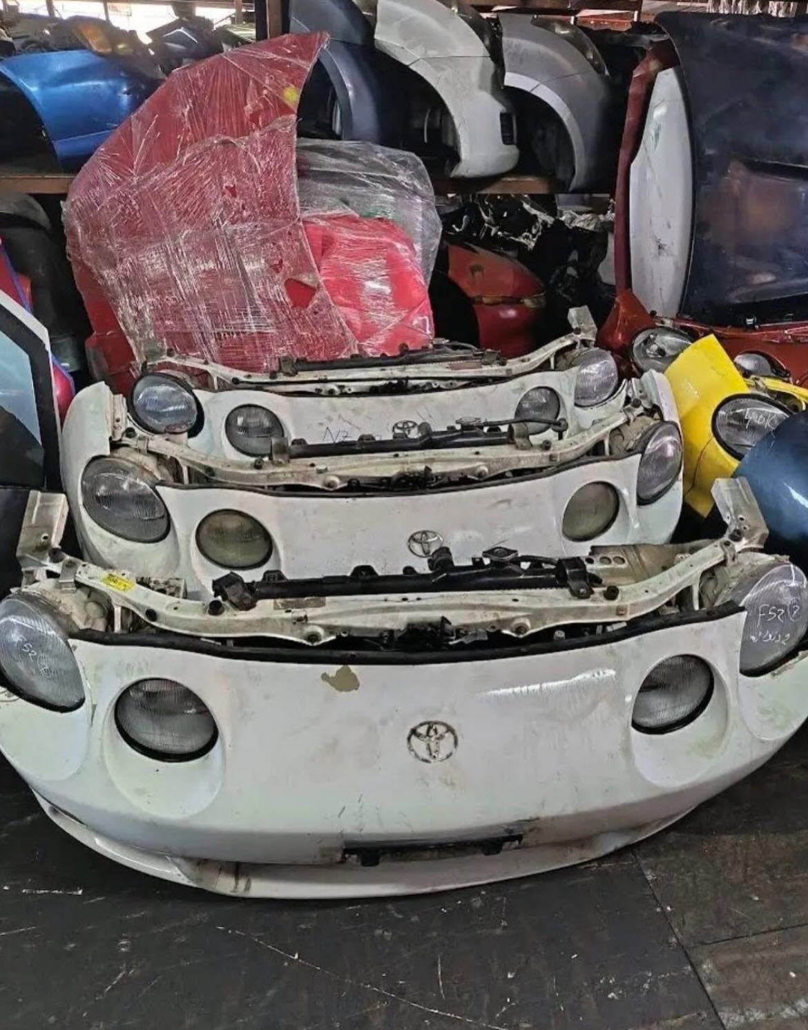 Toyota Celica 6th Gen 1994–1999 Front Bumpers with Headlights and Reinforcement - Image 4